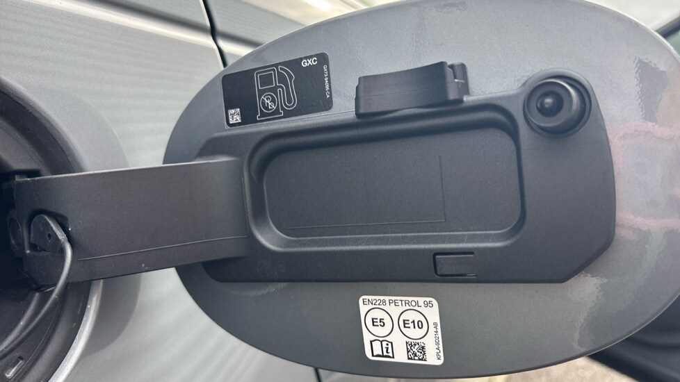 Used Land Rover Range Rover Velar 2025 for sale - 76008079: Photo 39