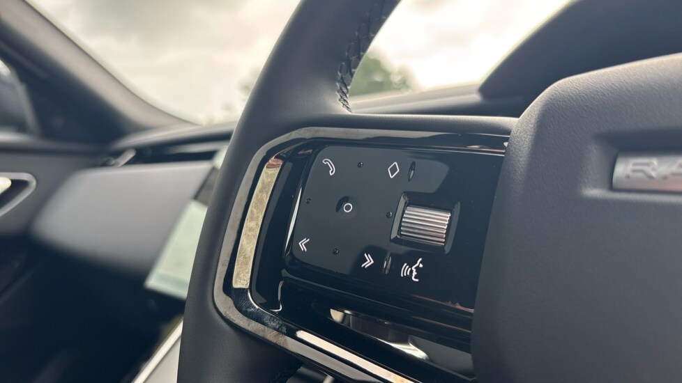 Used Land Rover Range Rover Velar 2025 for sale - 76008079: Photo 40