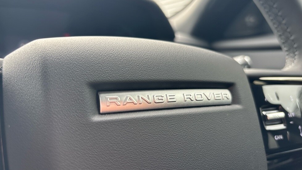 Used Land Rover Range Rover Velar 2025 for sale - 76008079: Photo 42