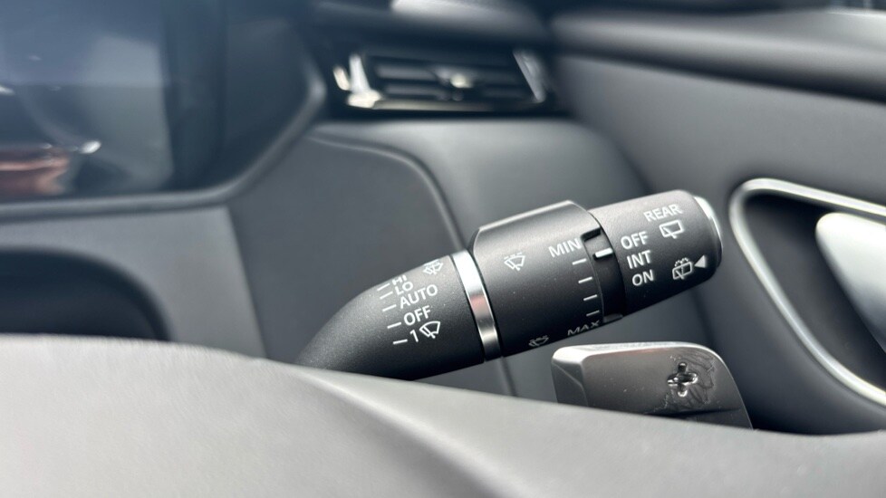 Used Land Rover Range Rover Velar 2025 for sale - 76008079: Photo 44