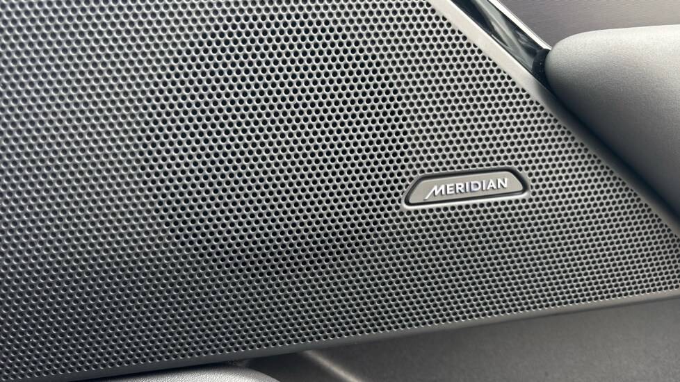 Used Land Rover Range Rover Velar 2025 for sale - 76008079: Photo 47