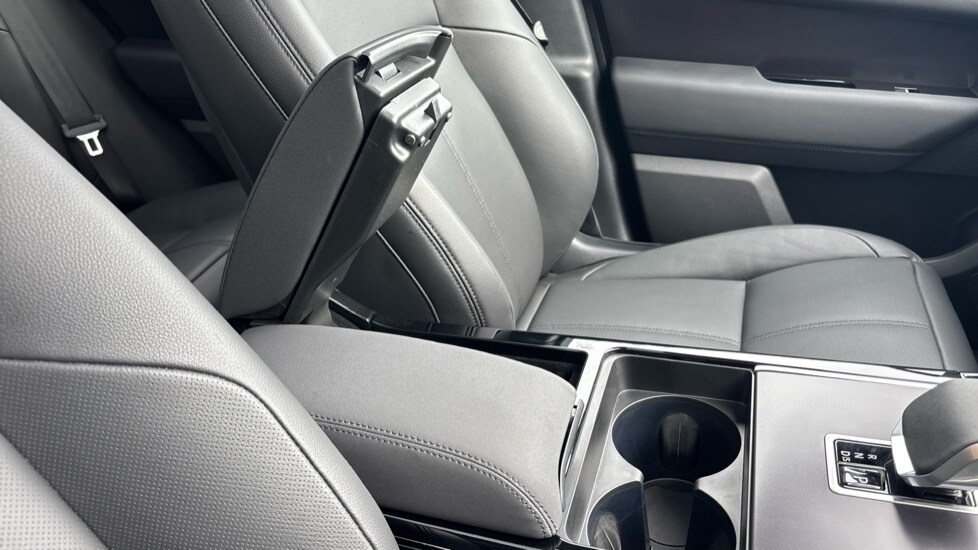 Used Land Rover Range Rover Velar 2025 for sale - 76008079: Photo 50