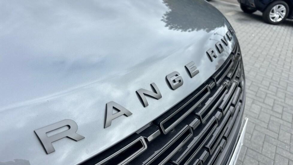 Used Land Rover Range Rover Velar 2025 for sale - 76008079: Photo 56