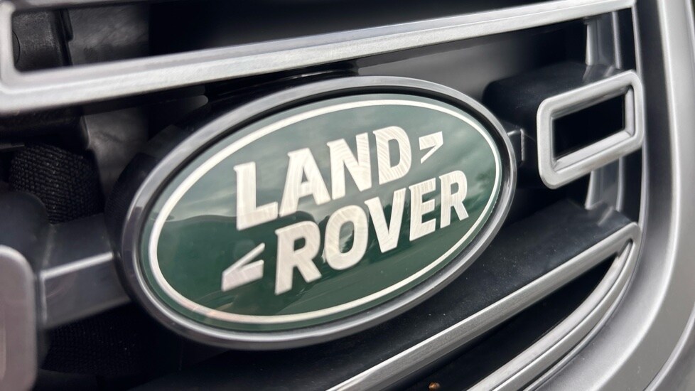 Used Land Rover Range Rover Velar 2025 for sale - 76008079: Photo 57