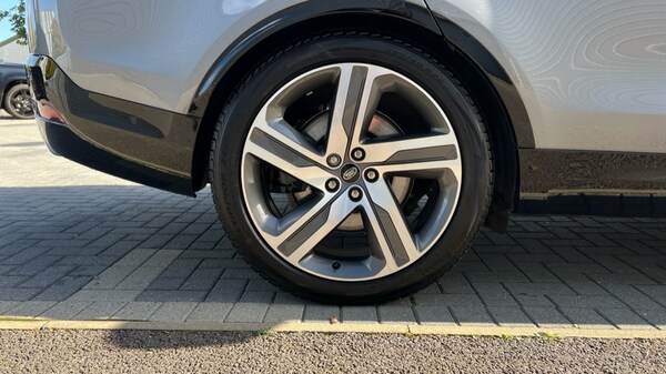 Used Land Rover Discovery 2024 for sale - 76008366: Photo 32