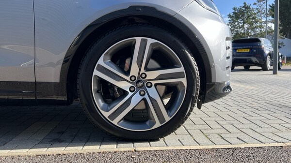 Used Land Rover Discovery 2024 for sale - 76008366: Photo 33