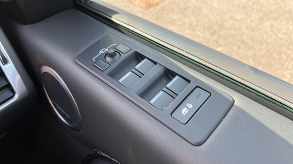 Used Land Rover Discovery 2024 for sale - 76008366: Photo 53