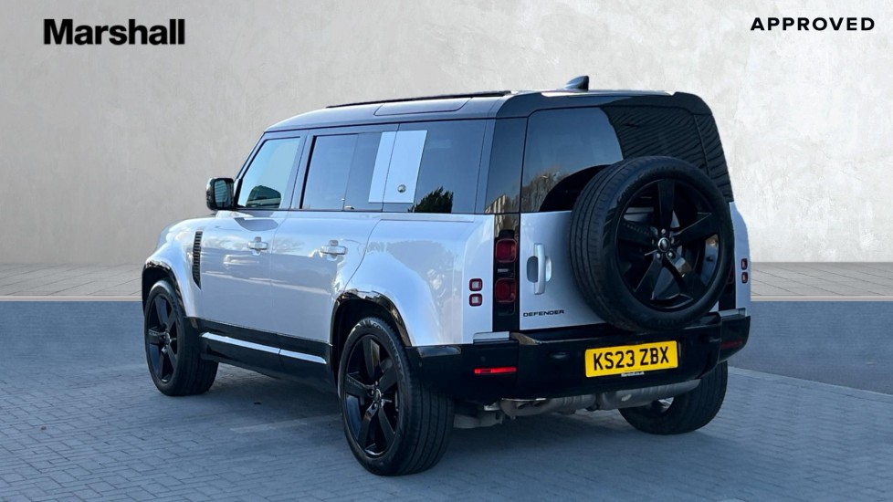 Used Land Rover Defender 2023 for sale - 76007985: Photo 2