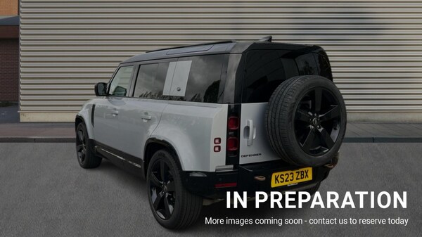 Used Land Rover Defender 2023 for sale - 76007985: Photo 2