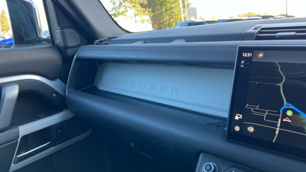Used Land Rover Defender 2023 for sale - 76007985: Photo 47
