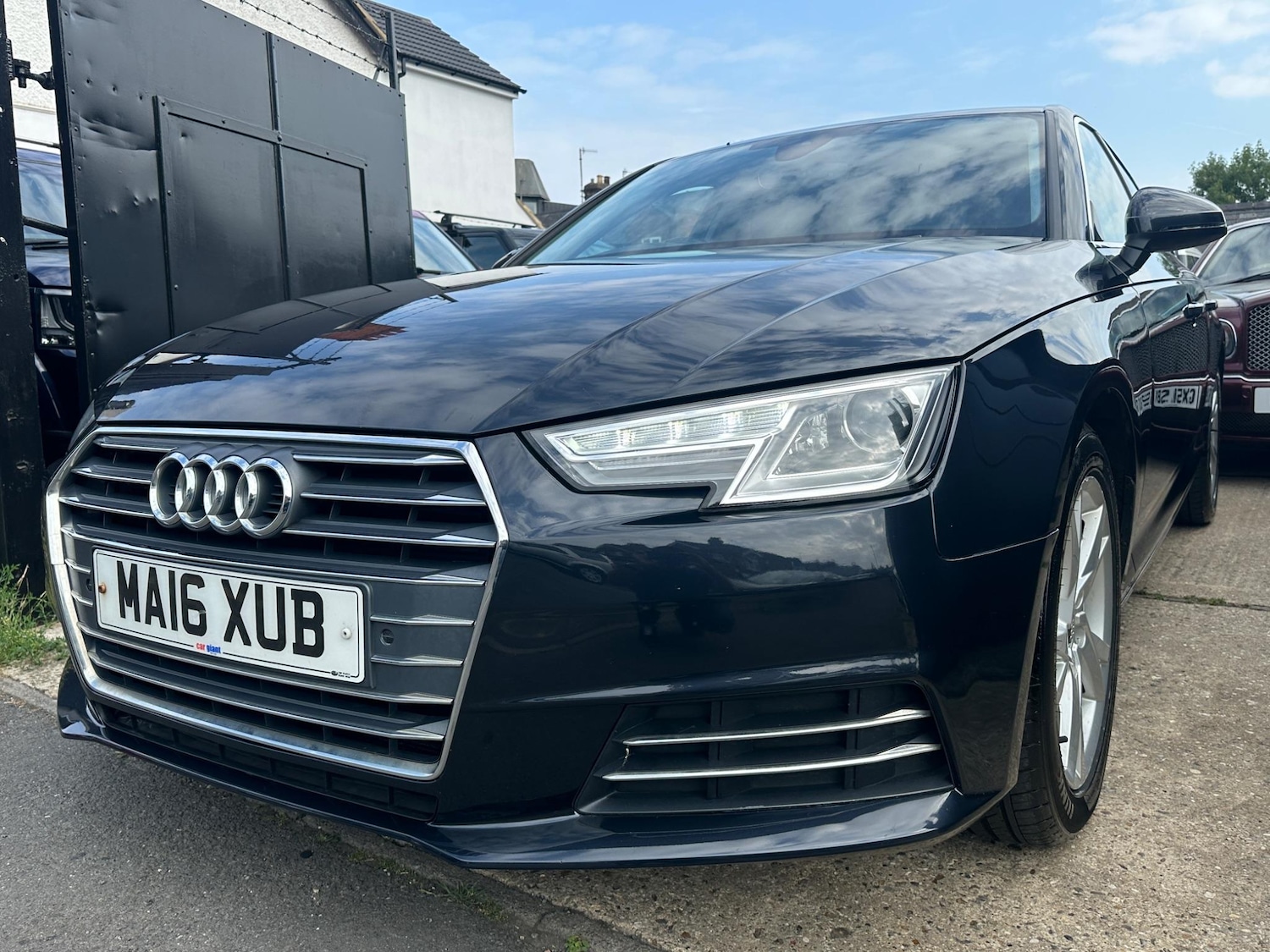 Used Audi A4 2016 for sale - 76457611: Photo 4