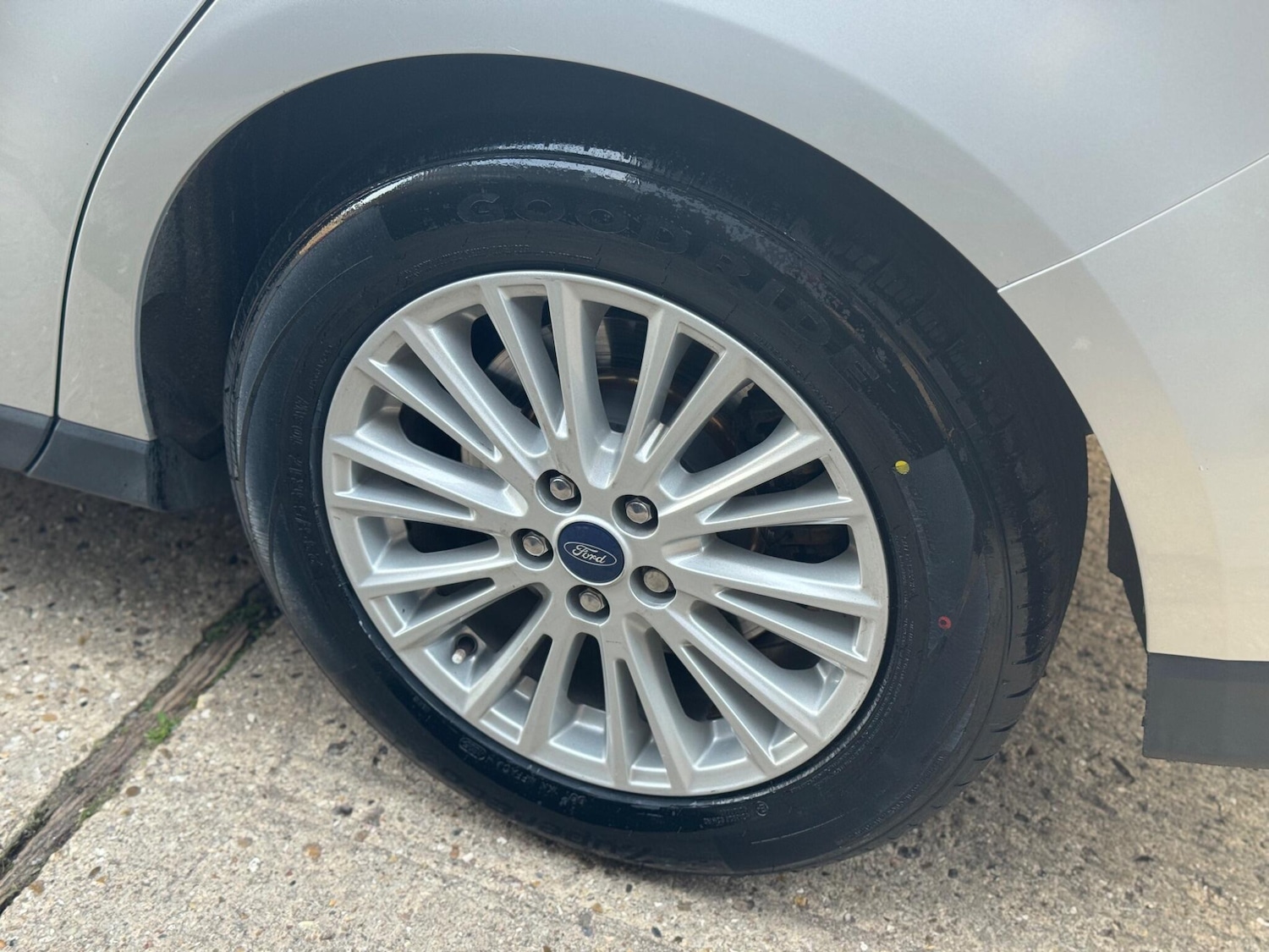 Used Ford Galaxy 2025 for sale - 76315095: Photo 27