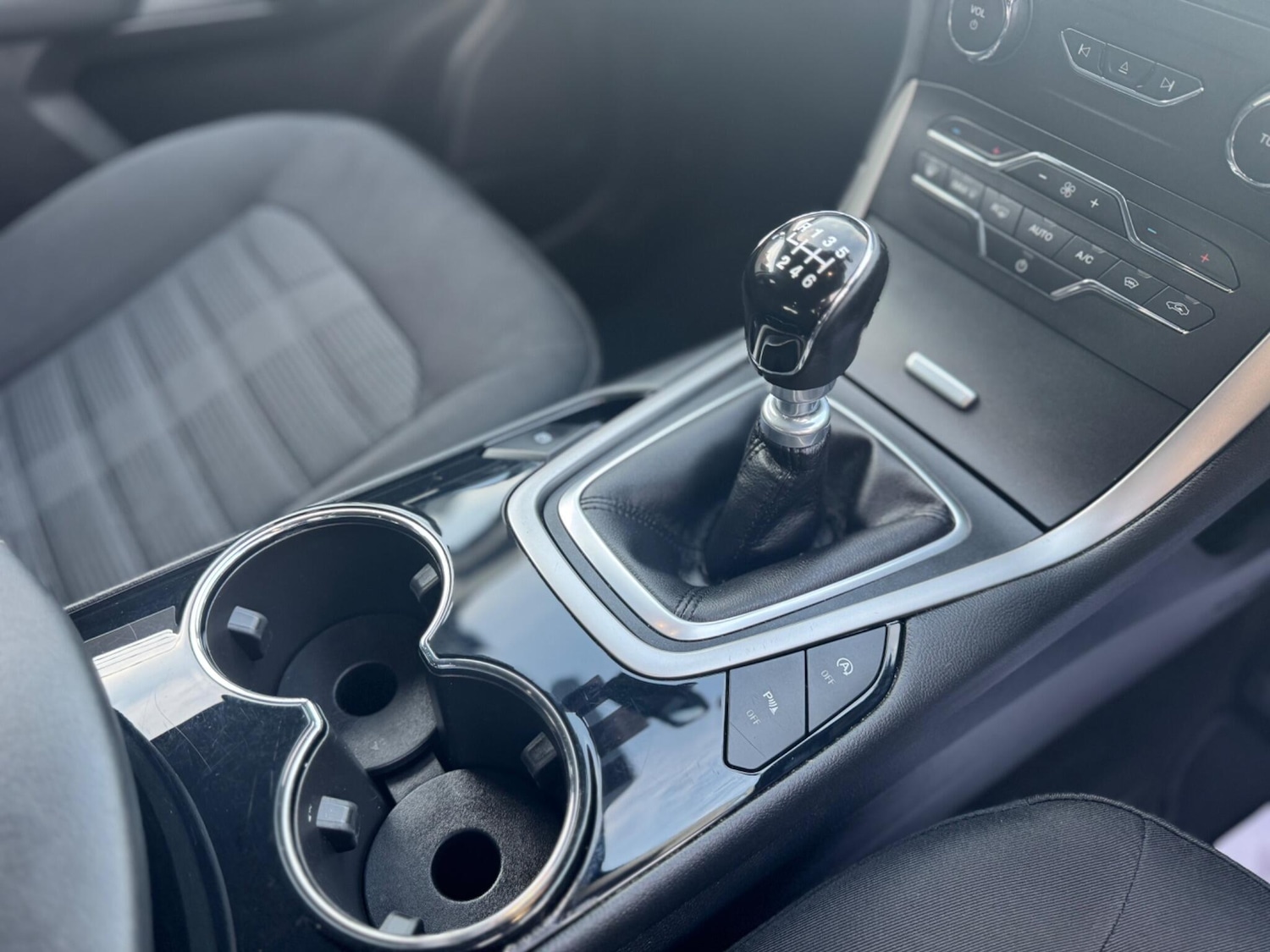 Used Ford Galaxy 2025 for sale - 76315095: Photo 9