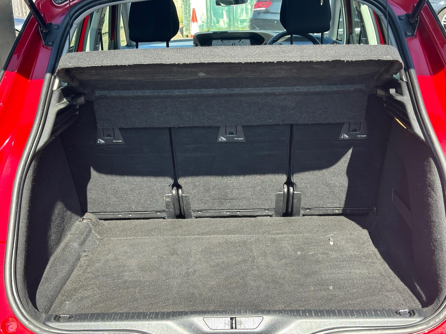Vehicle 29