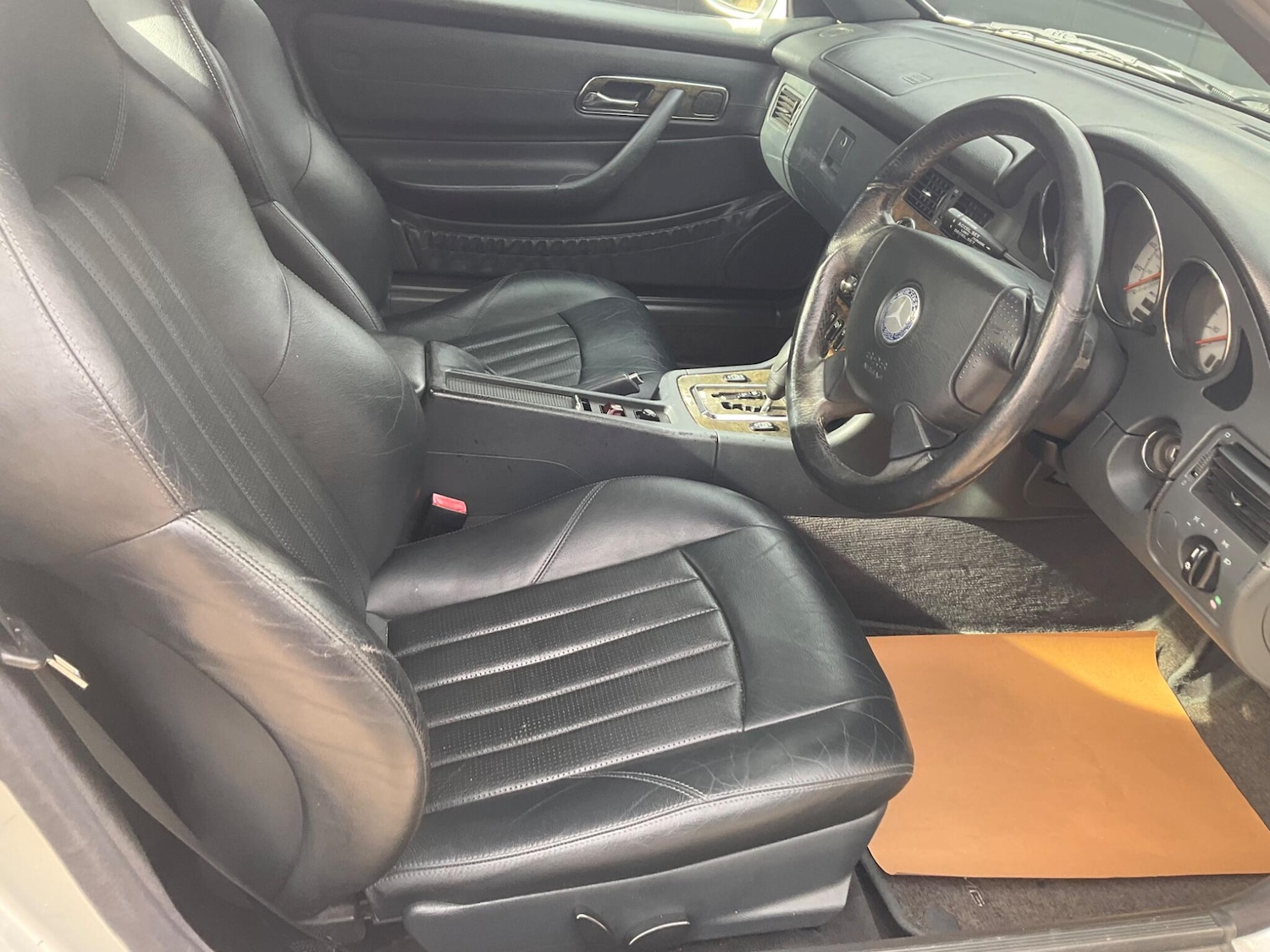 Used Mercedes-Benz SLK 2002 for sale - 76991724: Photo 43