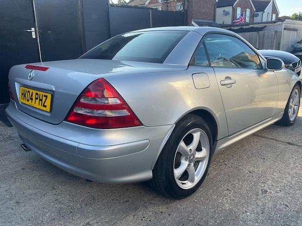 Used Mercedes-Benz SLK 2001 for sale - 74280760: Photo 85