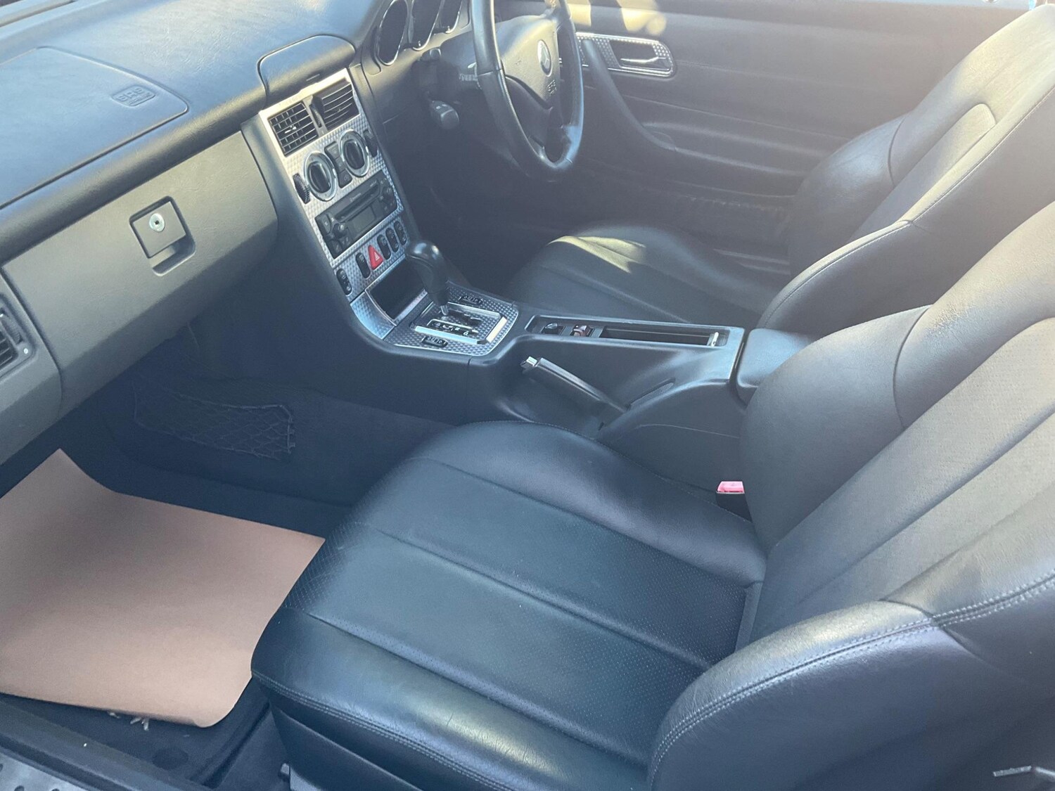 Used Mercedes-Benz SLK 2004 for sale - 77351420: Photo 24