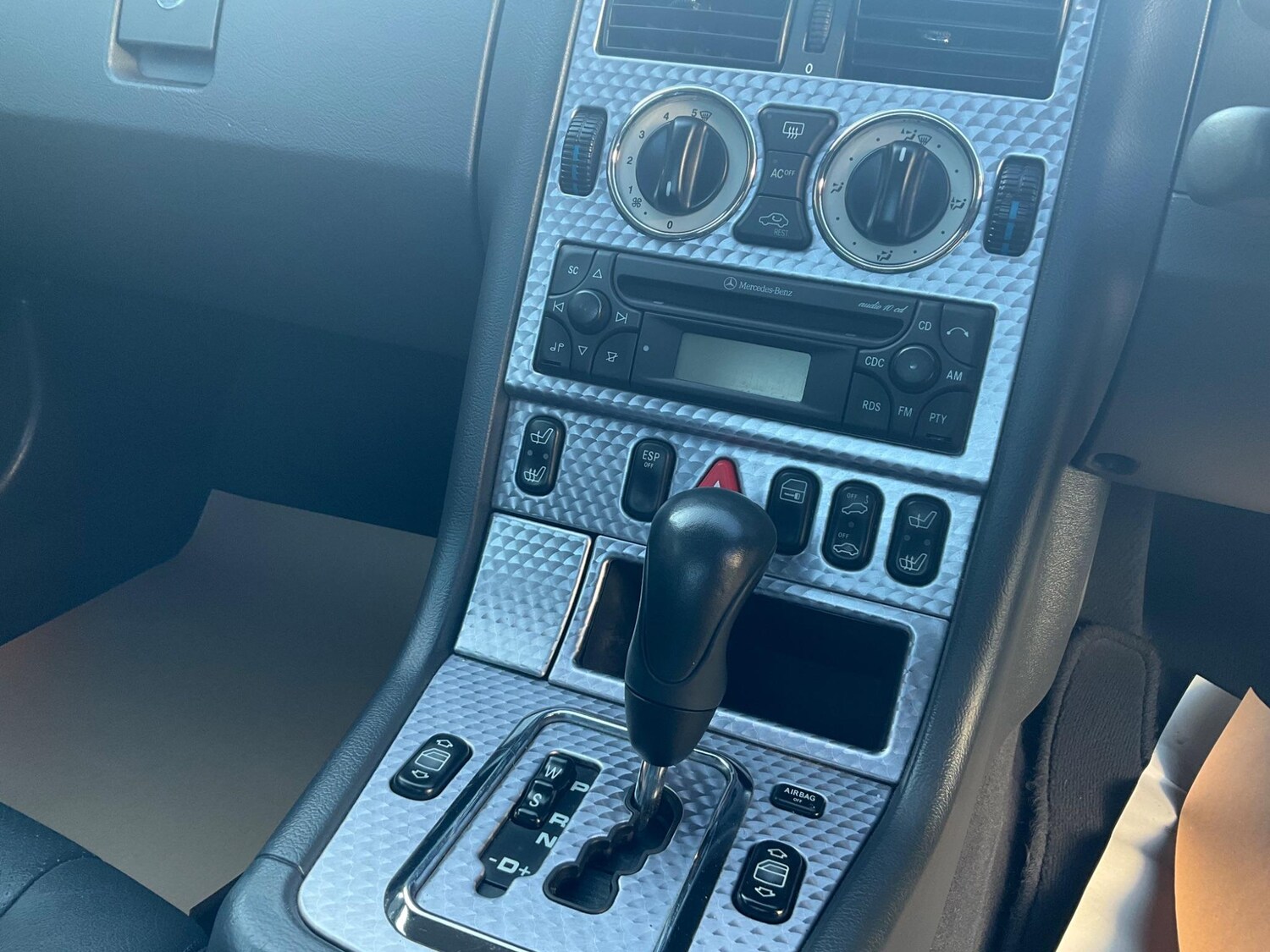 Used Mercedes-Benz SLK 2004 for sale - 77351420: Photo 43