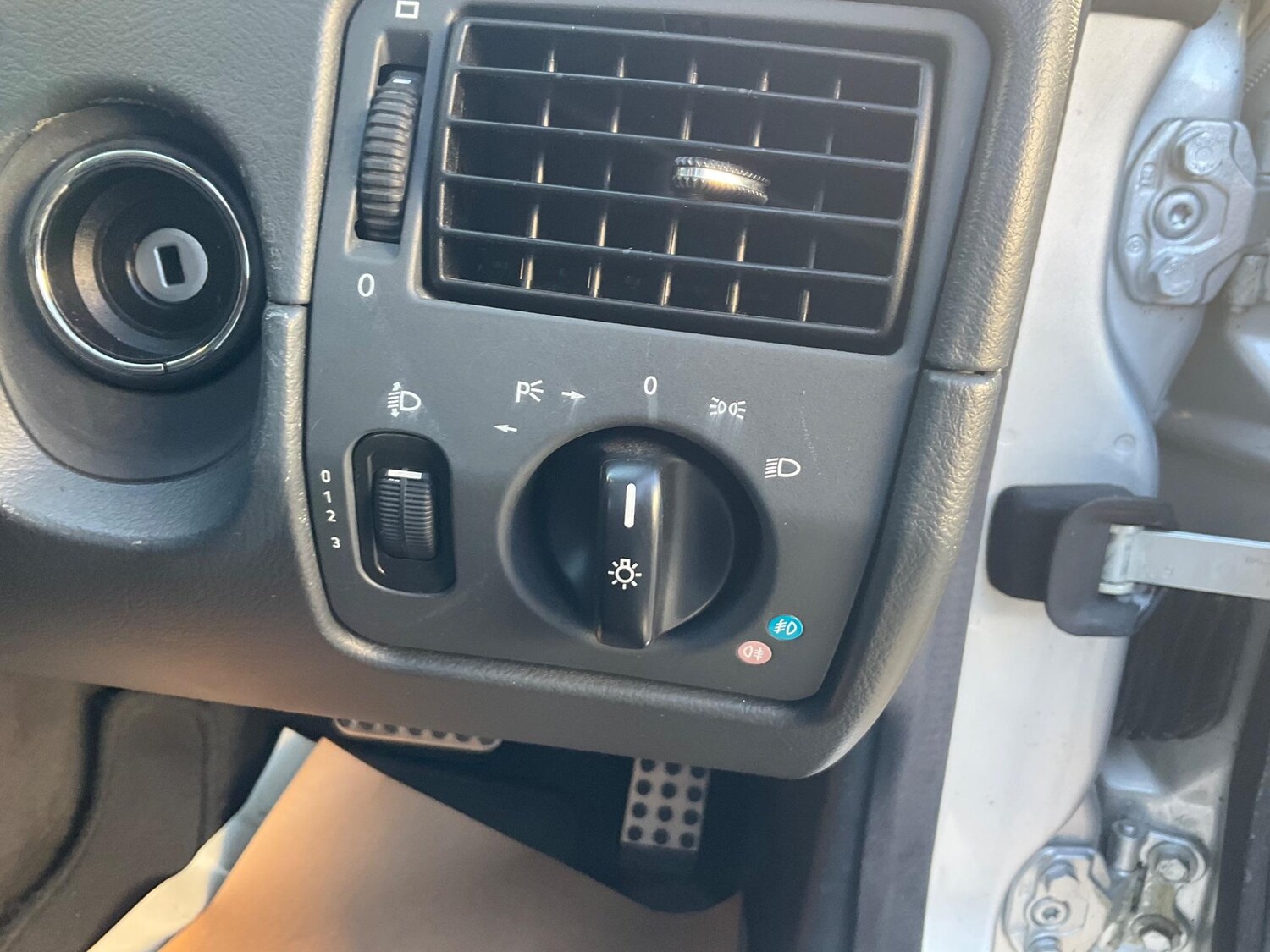 Used Mercedes-Benz SLK 2004 for sale - 77351420: Photo 49