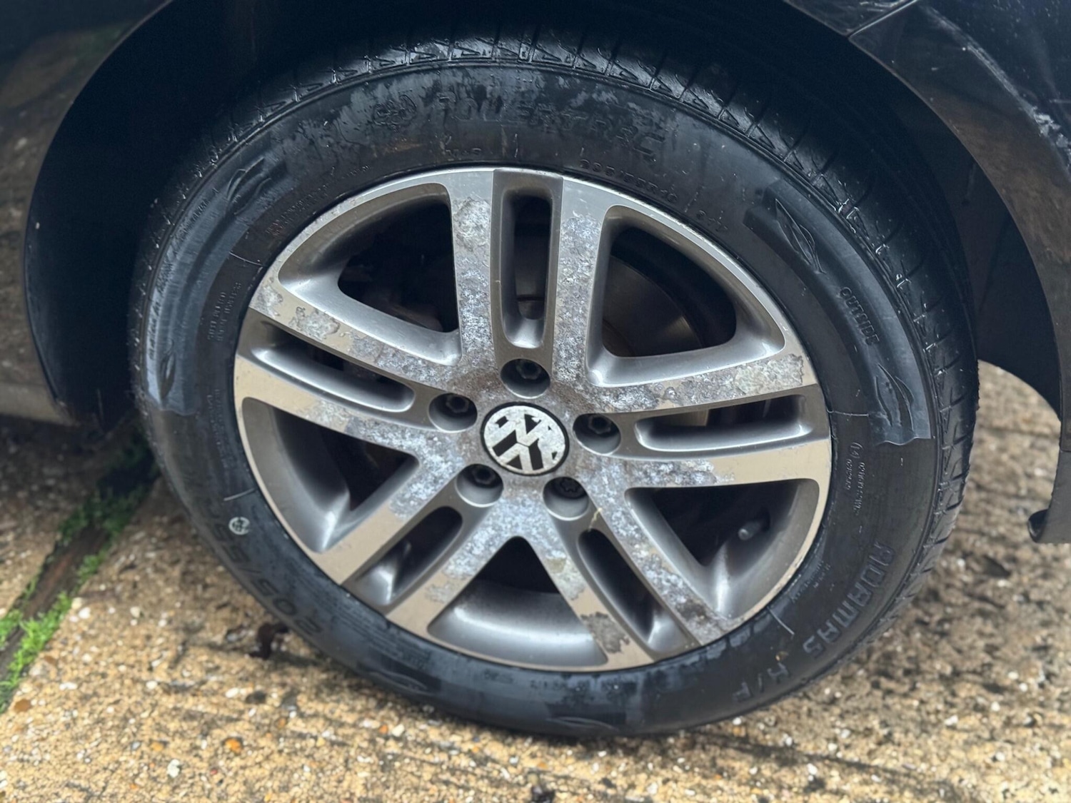 Used Volkswagen Touran 2009 for sale - 76936232: Photo 26