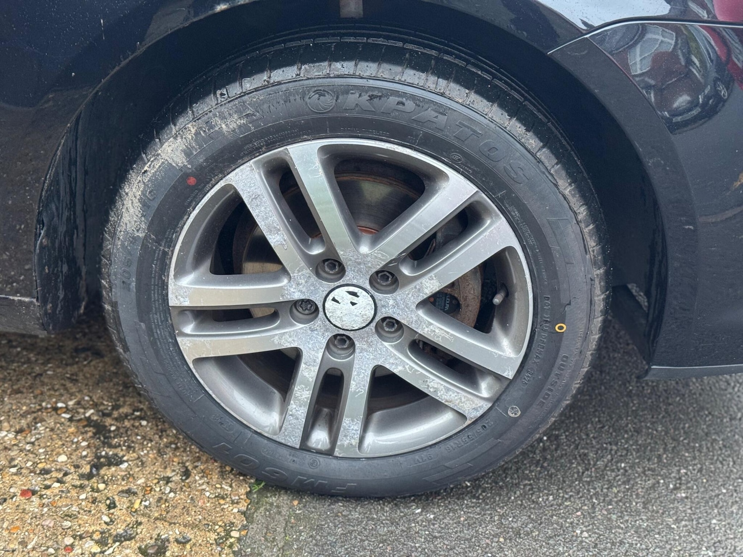 Used Volkswagen Touran 2009 for sale - 76936232: Photo 27