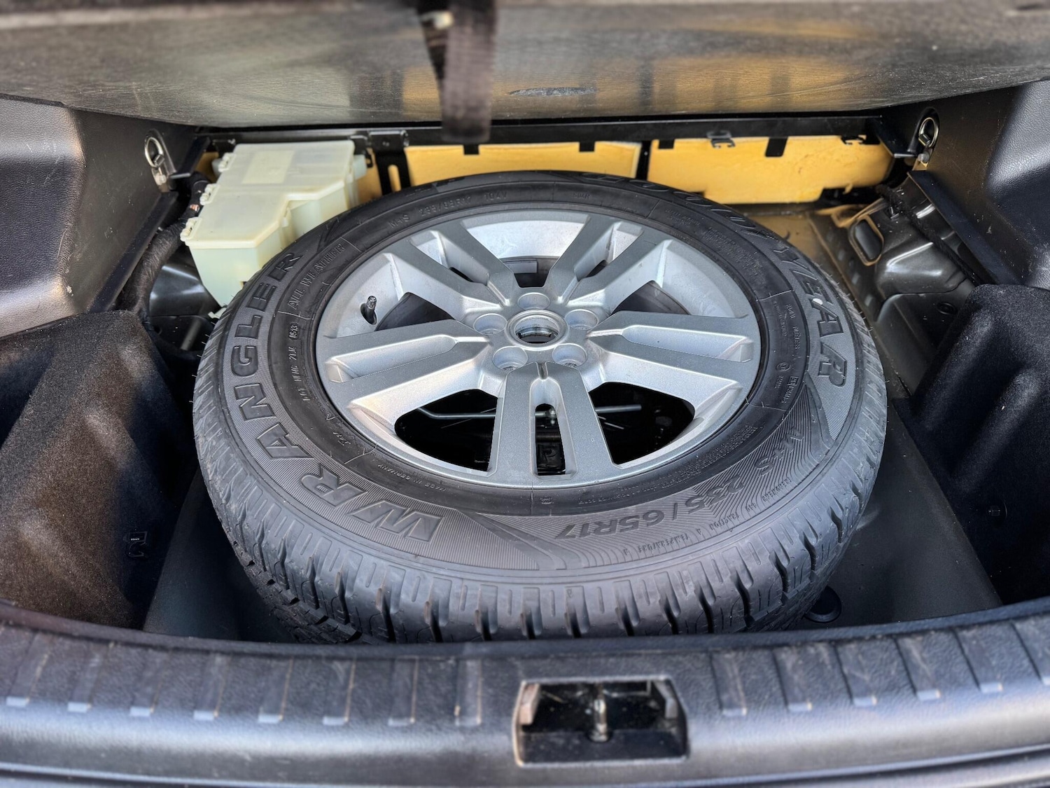 Used Land Rover Freelander 2013 for sale - 77163492: Photo 23