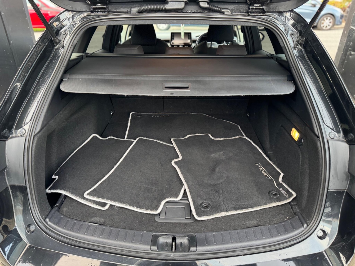 Used Toyota Corolla 2020 for sale - 76988755: Photo 35