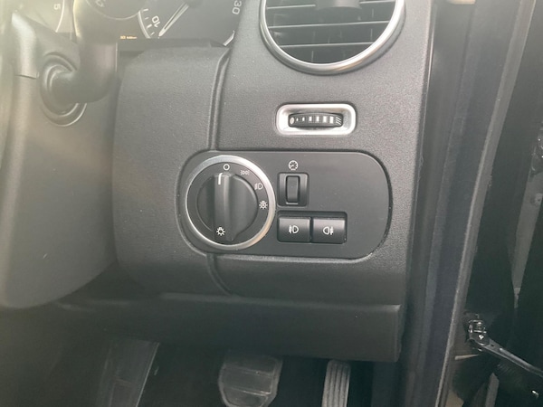 Used Land Rover Discovery 4 2014 for sale - 75339436: Photo 32