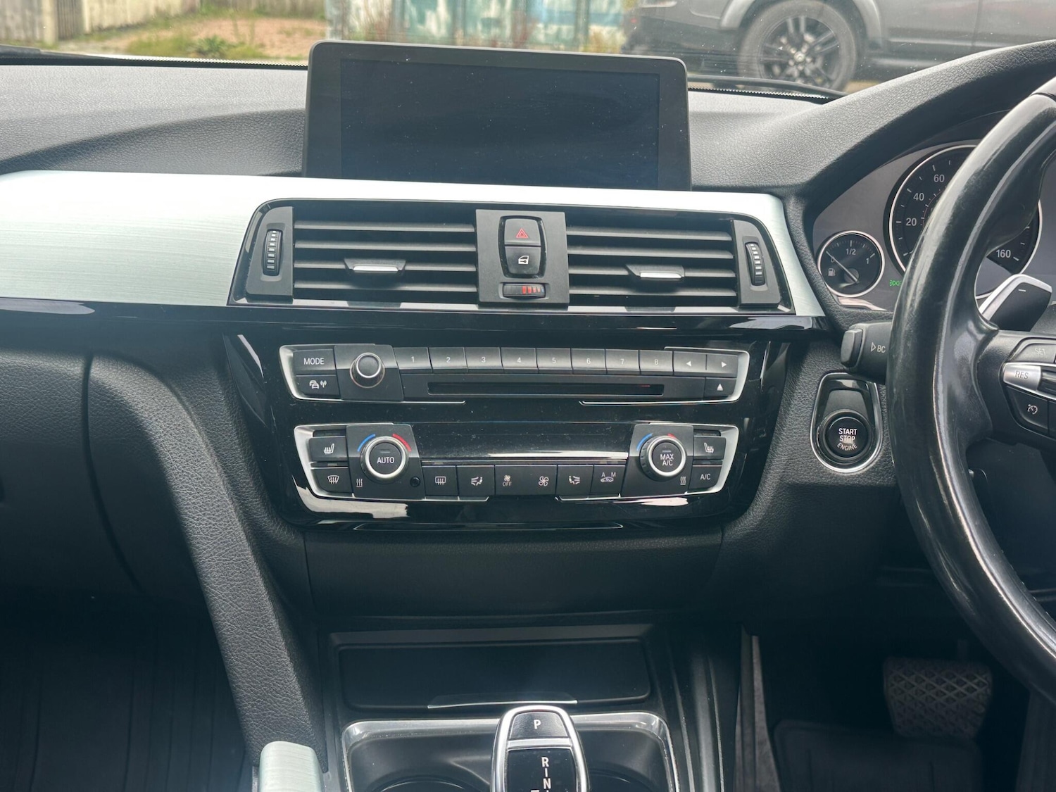 Used BMW 3 Series 2014 for sale - 76012992: Photo 21