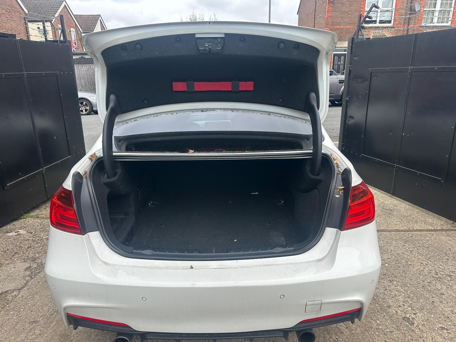 Used BMW 3 Series 2014 for sale - 76012992: Photo 23