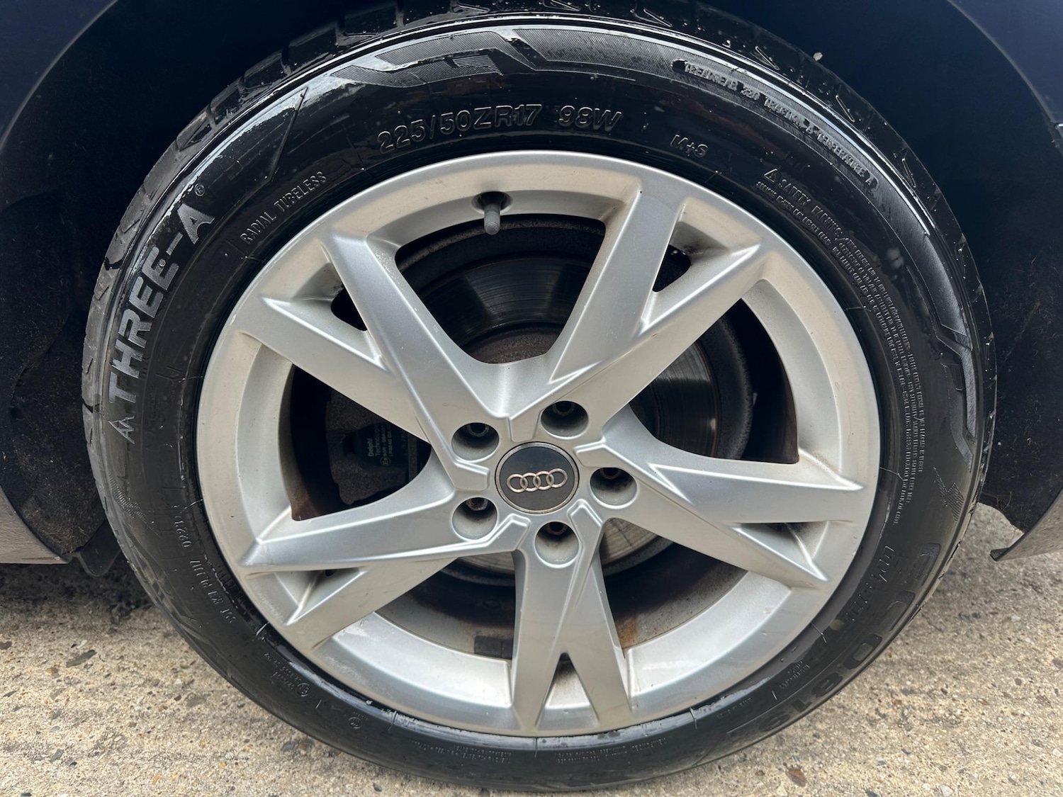 Used Audi A4 2016 for sale - 76855889: Photo 43