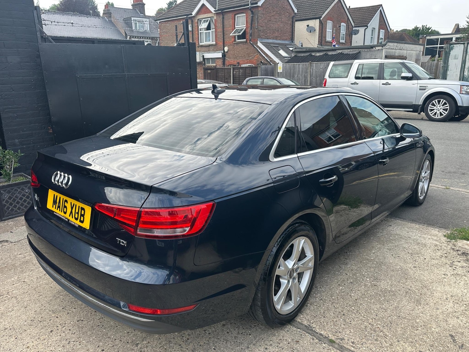 Used Audi A4 2016 for sale - 76855889: Photo 89