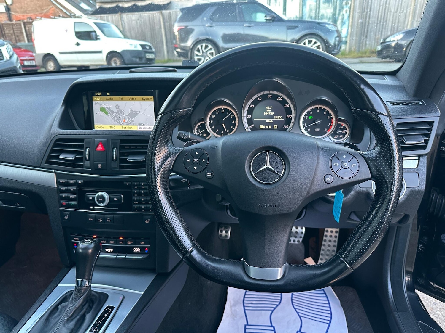 Used Mercedes-Benz E Class 2009 for sale - 76228111: Photo 10