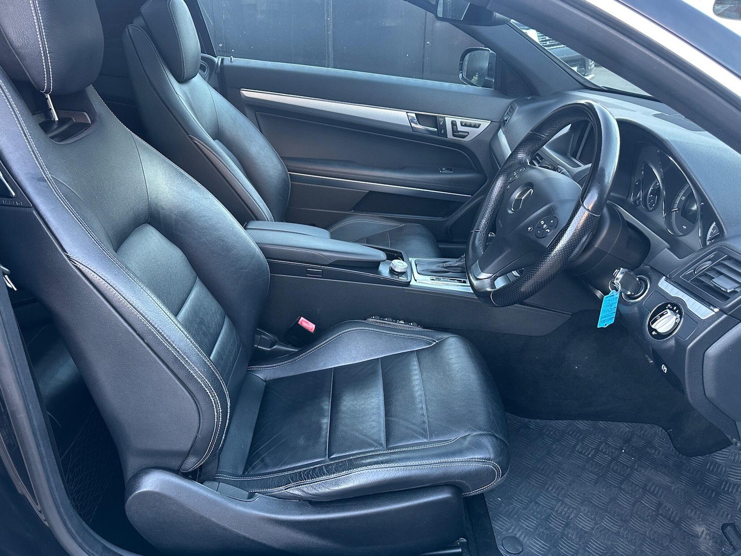 Used Mercedes-Benz E Class 2009 for sale - 76228111: Photo 12