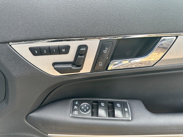 Used Mercedes-Benz E-Class 2009 for sale - 76228111: Photo 17