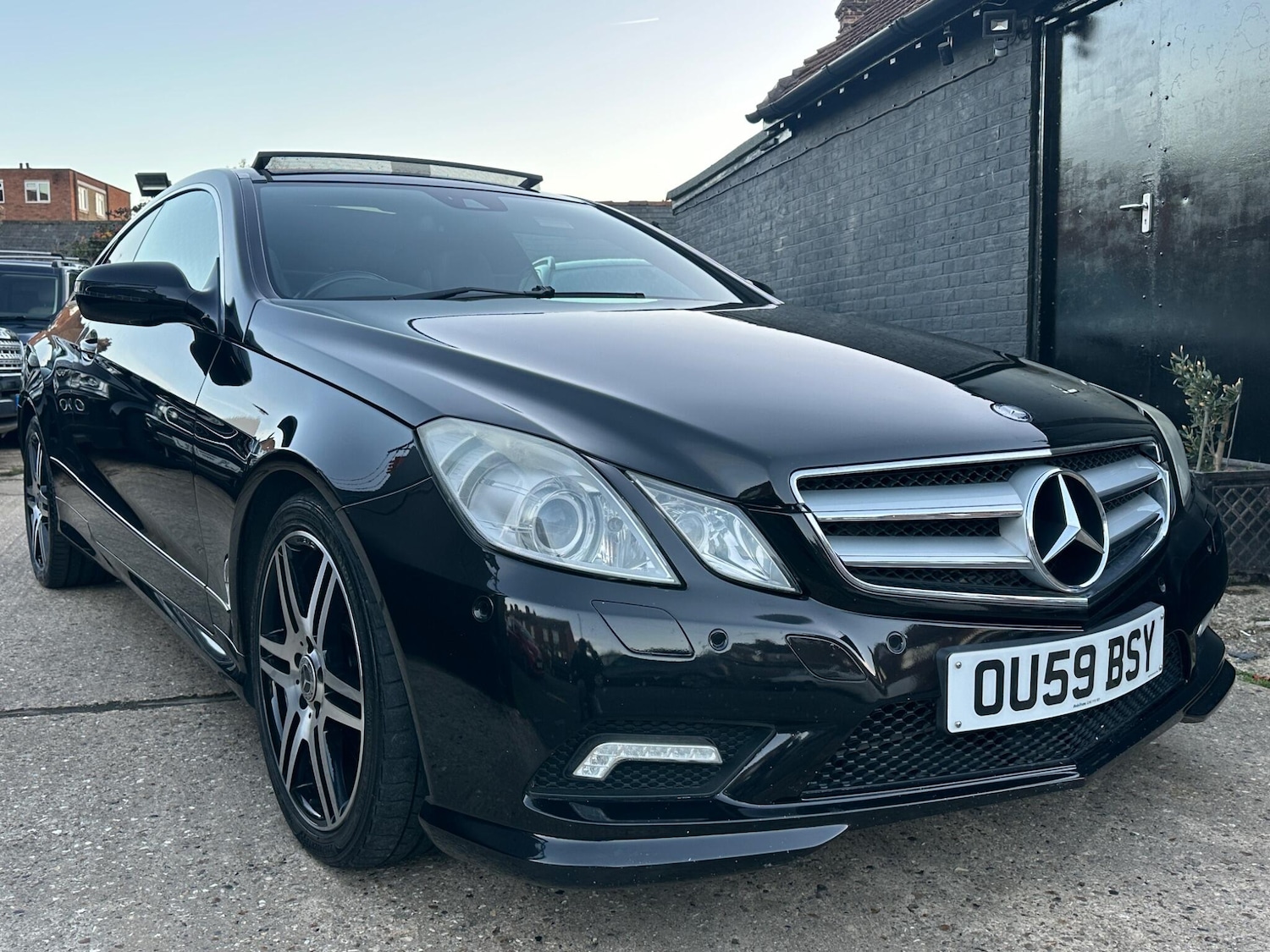 Used Mercedes-Benz E Class 2009 for sale - 76228111: Photo 61