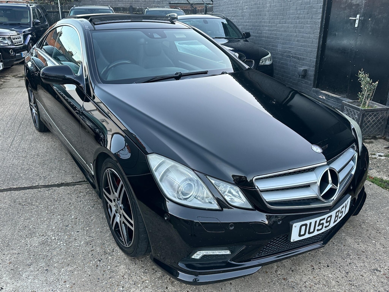 Used Mercedes-Benz E Class 2009 for sale - 76228111: Photo 65