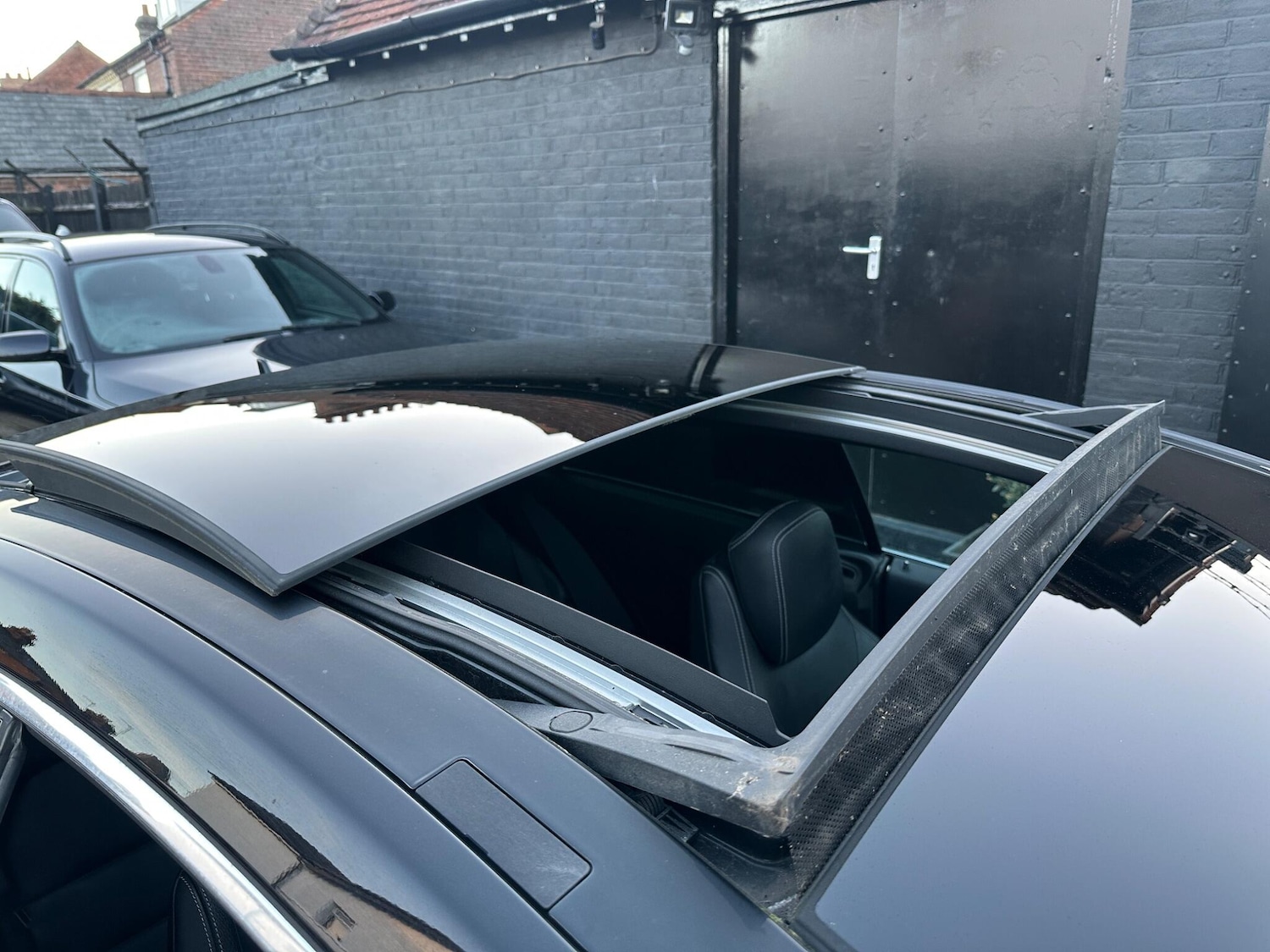 Used Mercedes-Benz E Class 2009 for sale - 76228111: Photo 72