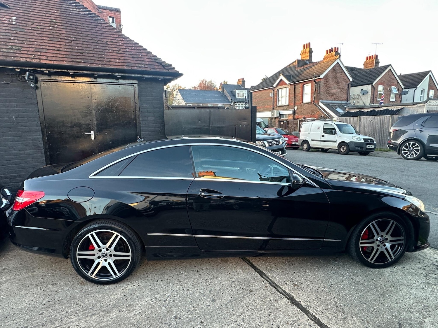 Used Mercedes-Benz E Class 2009 for sale - 76228111: Photo 76