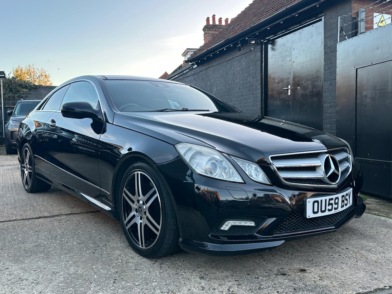 Used Mercedes-Benz E Class 2009 for sale - 76228111: Photo 84