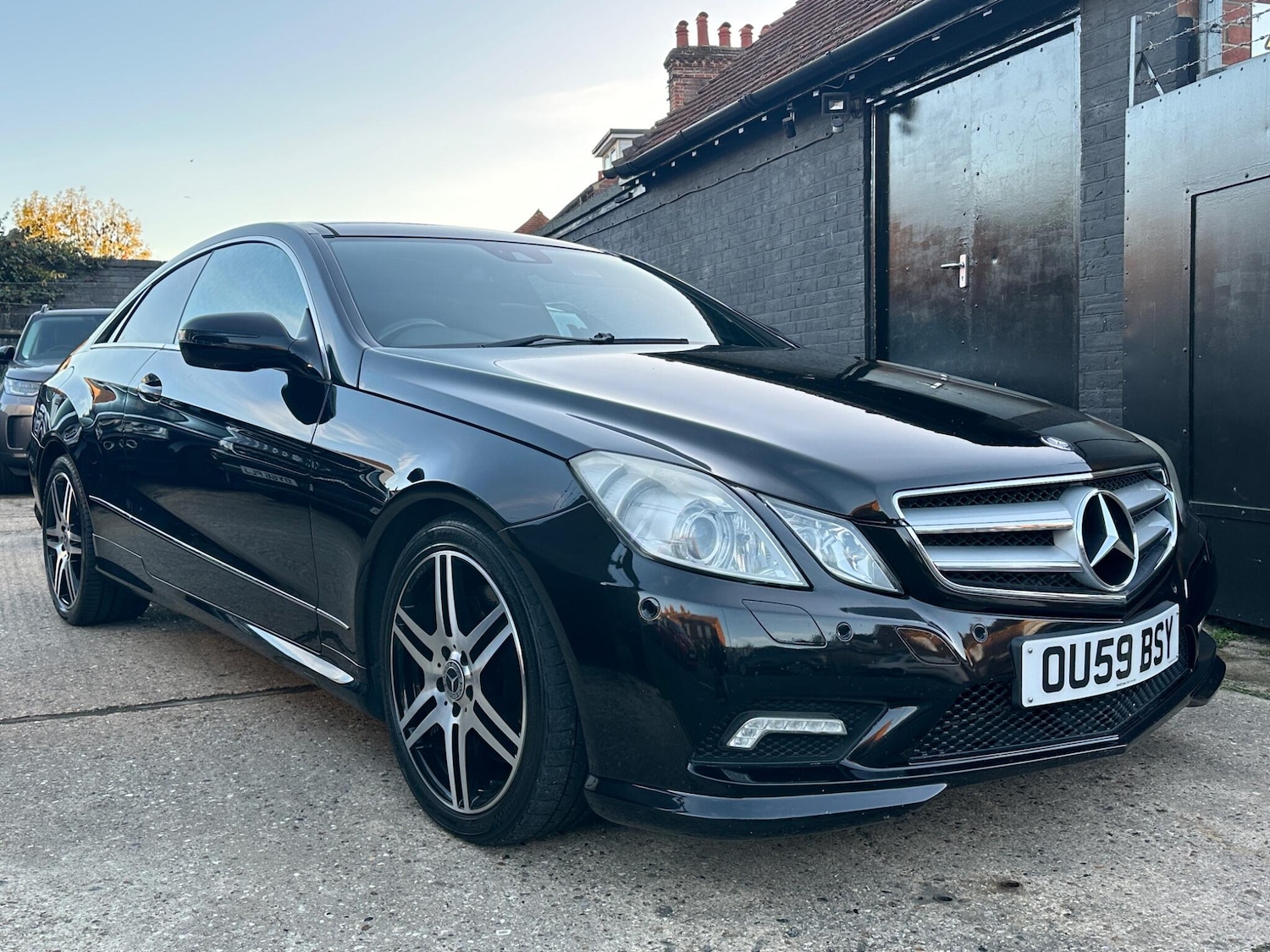 Used Mercedes-Benz E Class 2009 for sale - 76228111: Photo 85