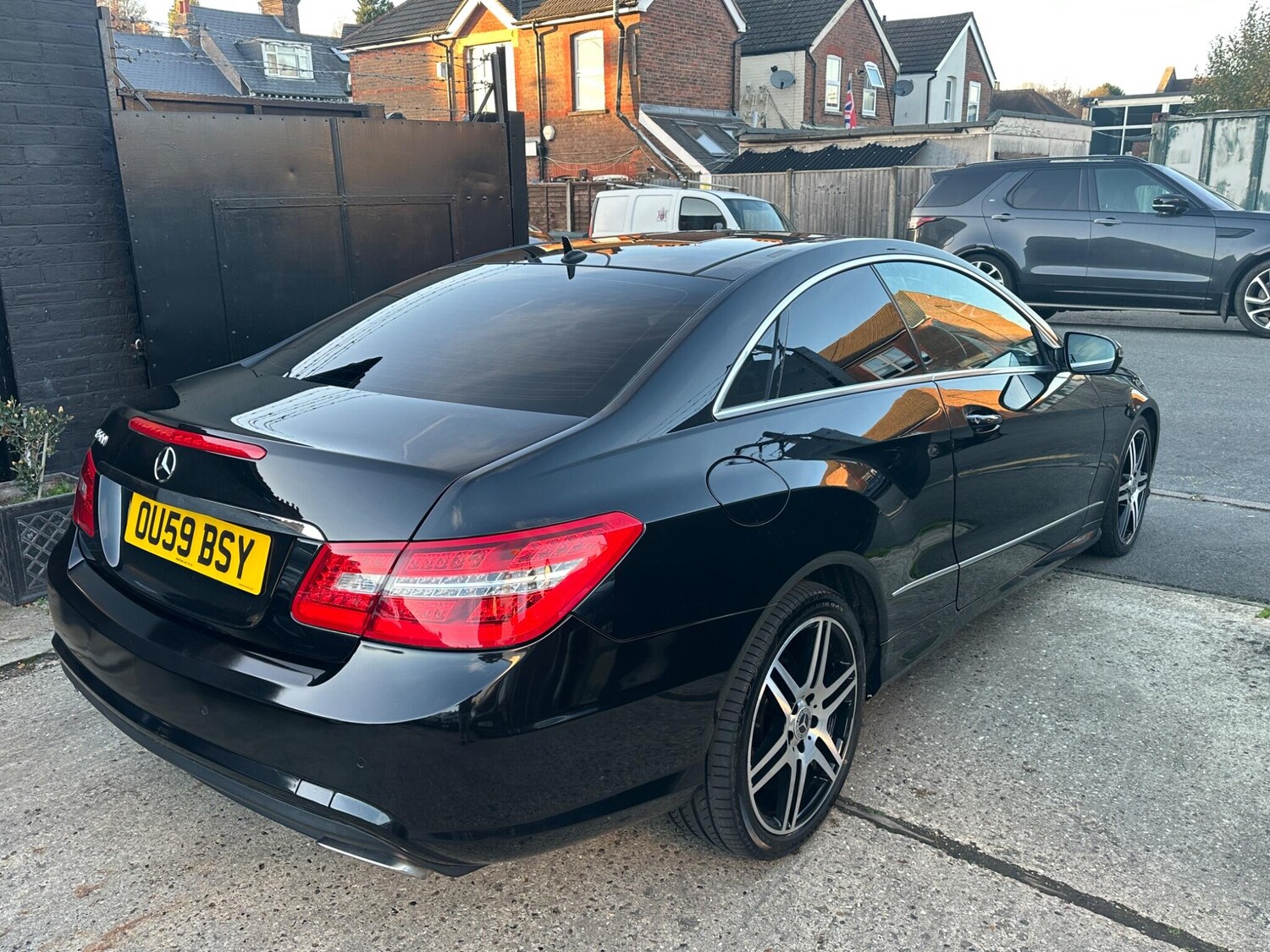 Used Mercedes-Benz E Class 2009 for sale - 76228111: Photo 94