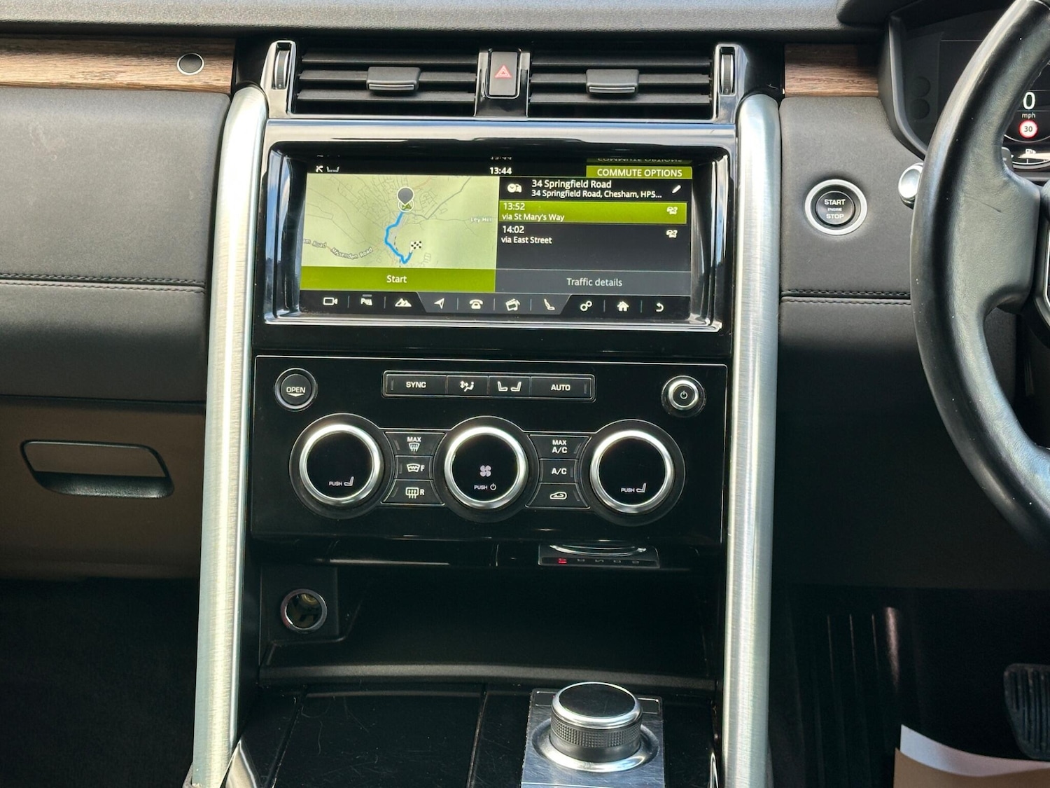 Used Land Rover Discovery 2018 for sale - 75707981: Photo 25