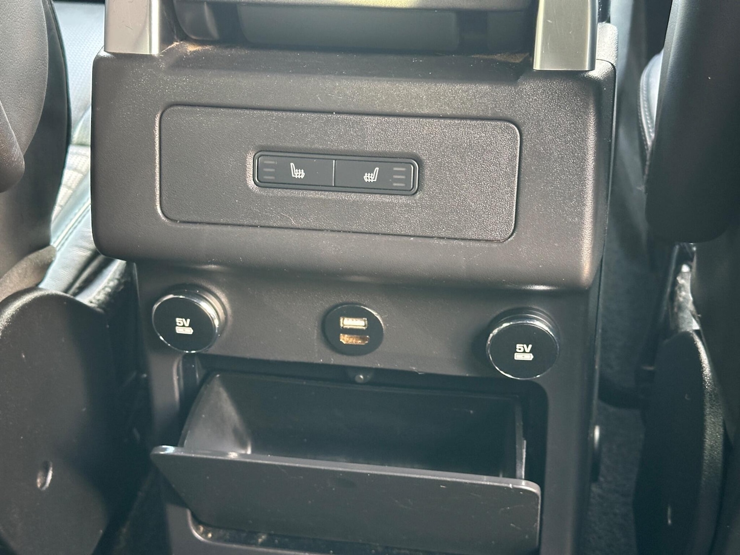 Used Land Rover Discovery 2018 for sale - 75707981: Photo 36