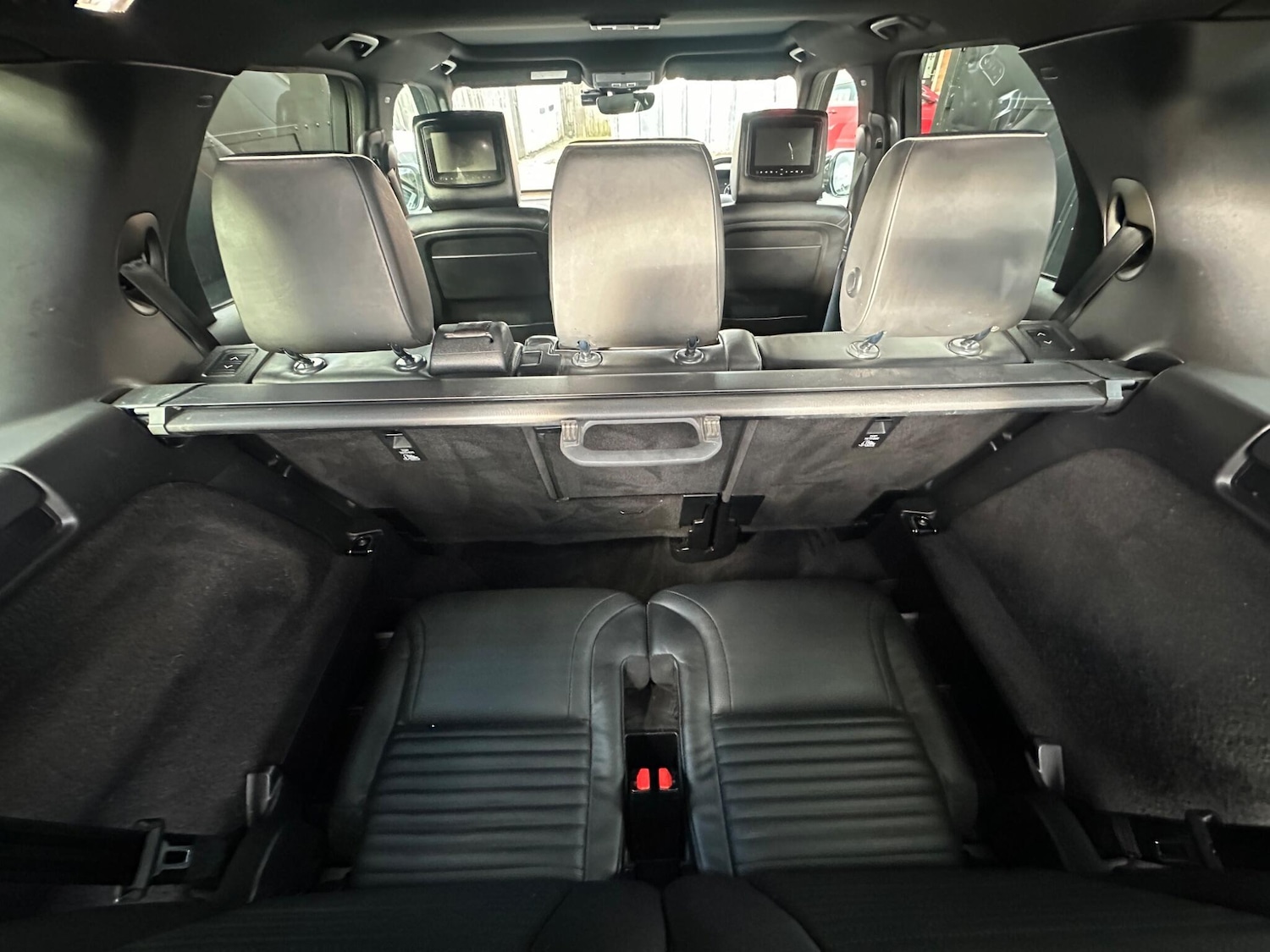 Used Land Rover Discovery 2018 for sale - 75707981: Photo 38