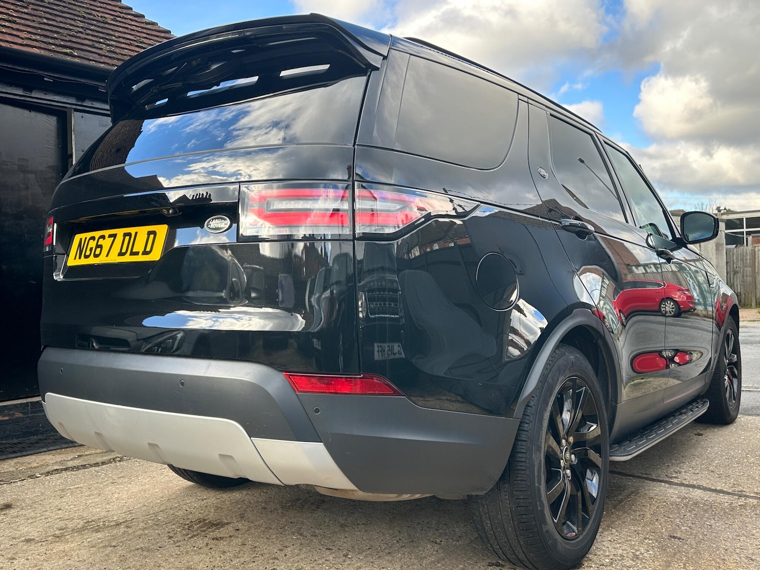 Used Land Rover Discovery 2018 for sale - 75707981: Photo 43