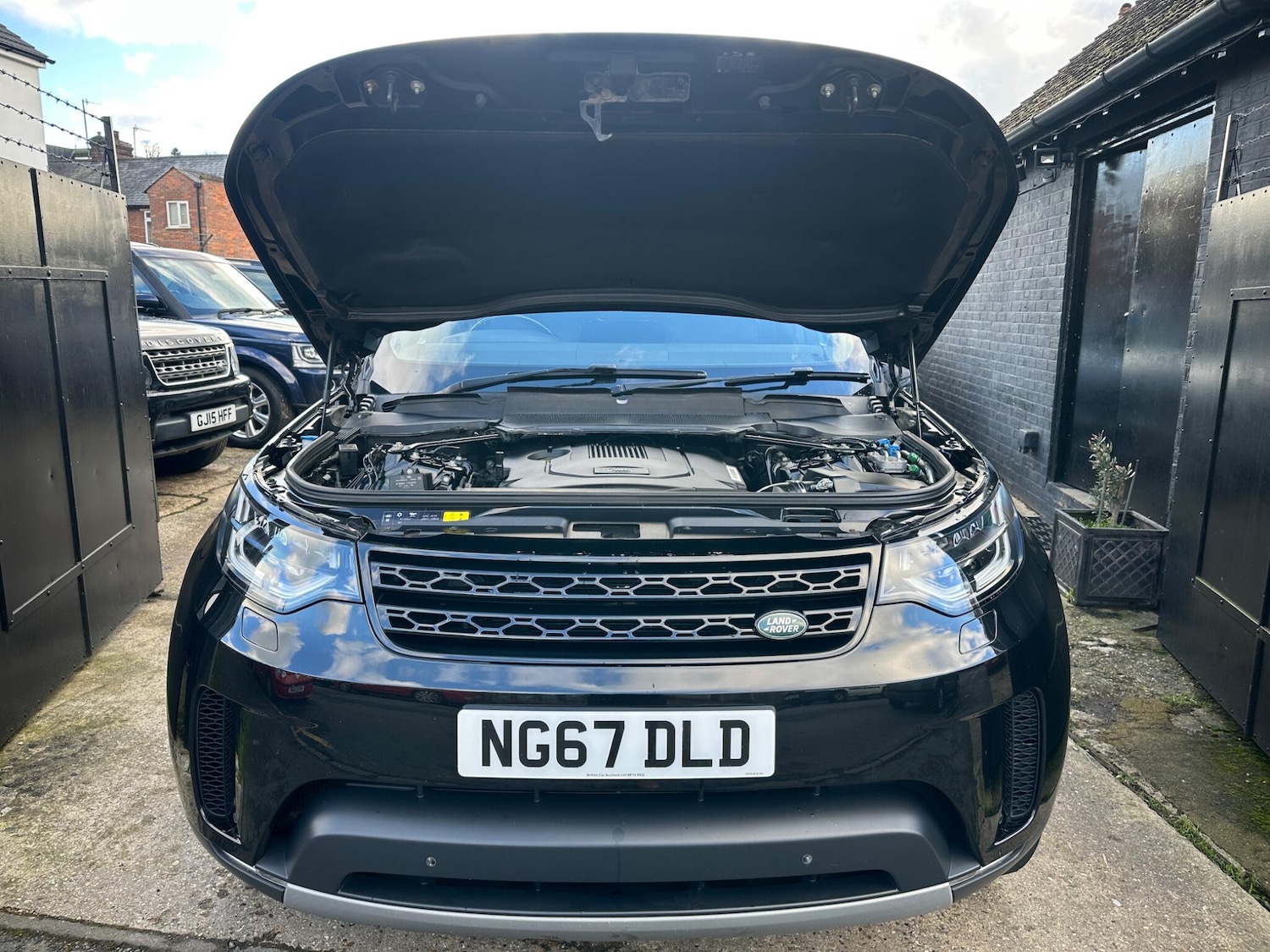 Used Land Rover Discovery 2018 for sale - 75707981: Photo 46