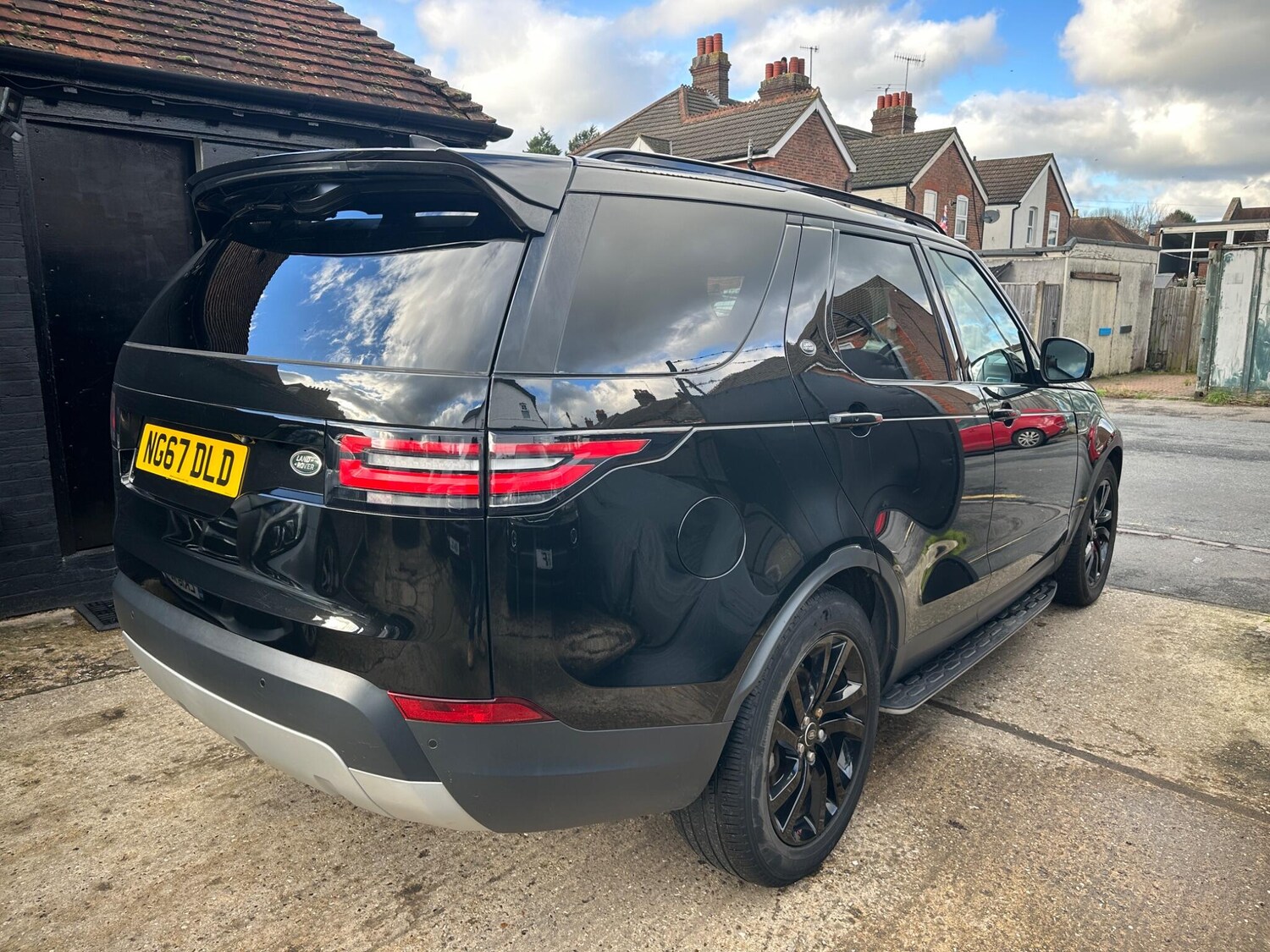 Used Land Rover Discovery 2018 for sale - 75707981: Photo 56