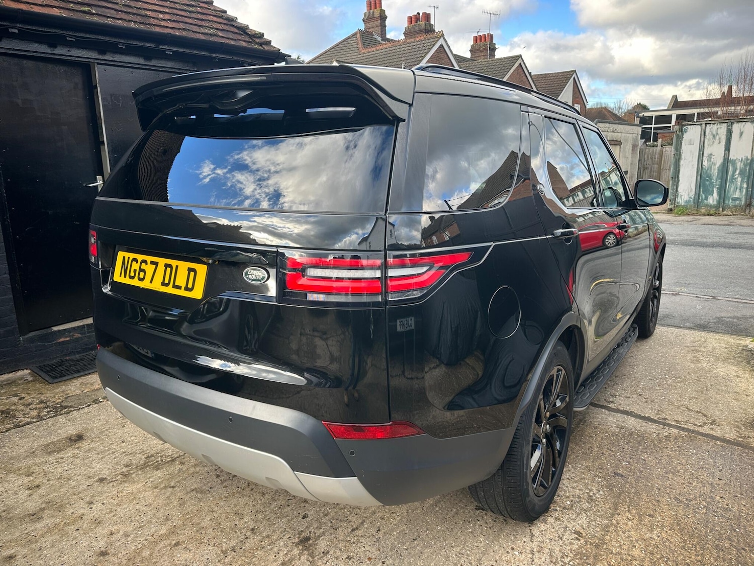 Used Land Rover Discovery 2018 for sale - 75707981: Photo 58