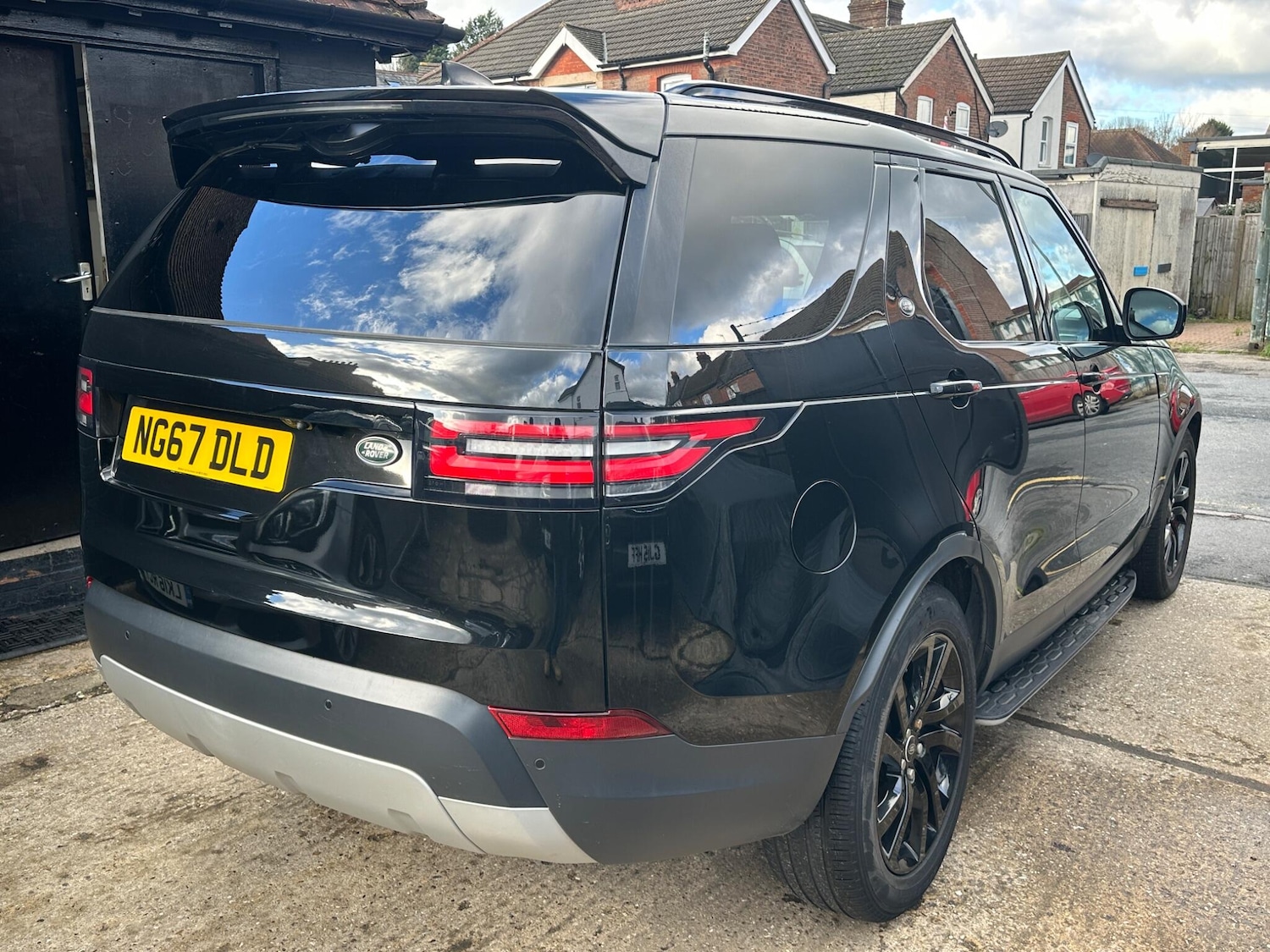 Used Land Rover Discovery 2018 for sale - 75707981: Photo 60